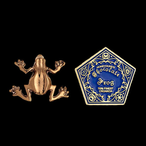 Carat Shop Harry Potter Chocolate Frog Pin Badge Black Background
